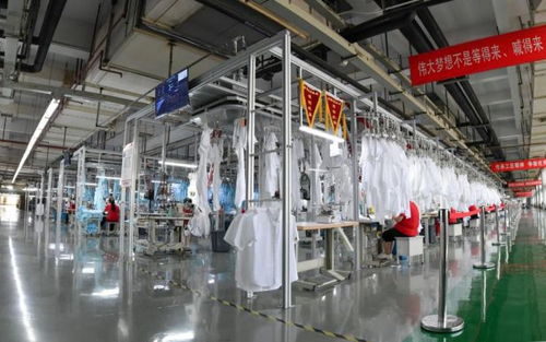 紅豆股份襯衫廠廠長徐亞東 數(shù)智賦能讓紅豆襯衫成為國潮 民牌